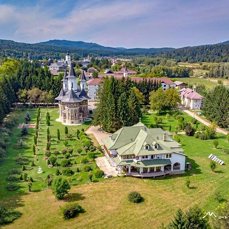 Casa "Ierusalim-Hozeva-Hozeva" Guest House Minastirea Neamt Ngoại thất bức ảnh