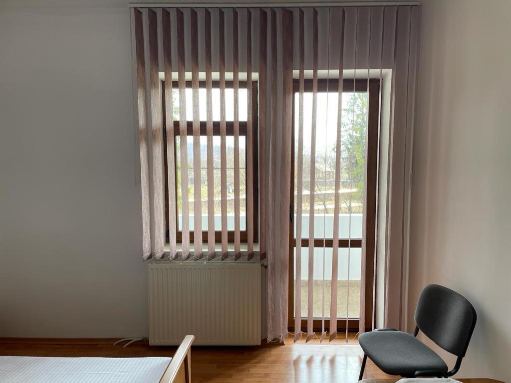 Casa "Ierusalim-Hozeva-Hozeva" Guest House Minastirea Neamt Ngoại thất bức ảnh