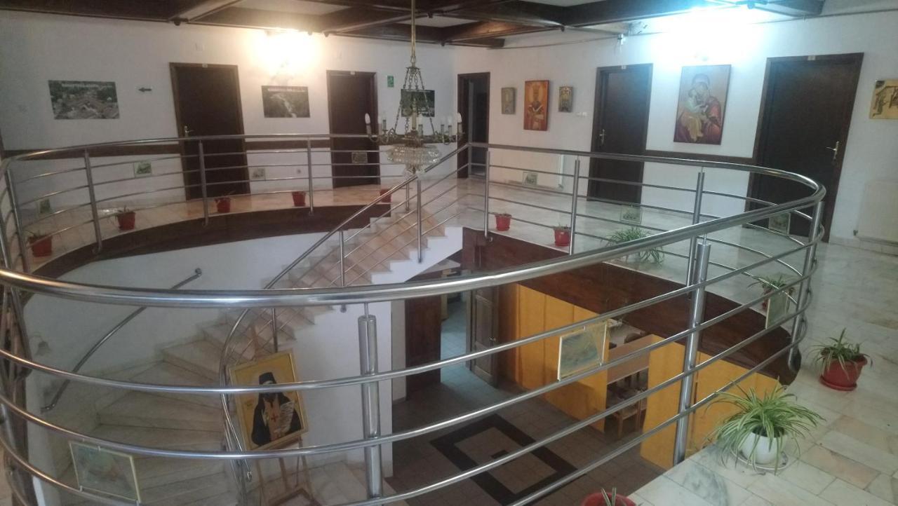 Casa "Ierusalim-Hozeva-Hozeva" Guest House Minastirea Neamt Ngoại thất bức ảnh