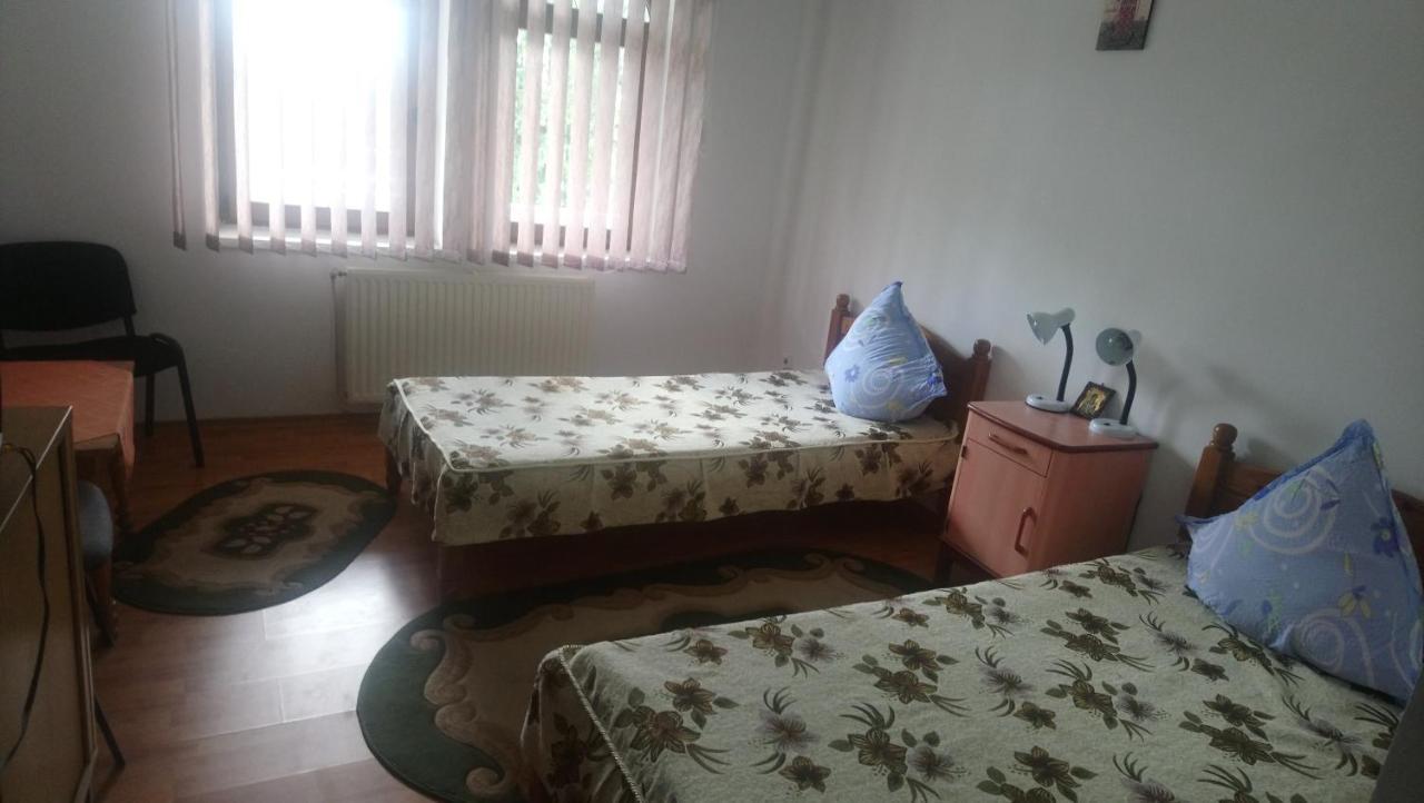 Casa "Ierusalim-Hozeva-Hozeva" Guest House Minastirea Neamt Ngoại thất bức ảnh